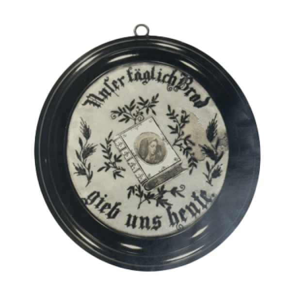 IMG_2029 Decoração de cozinha em porcelana com o trecho bíblico "o pão nosso de cada dia nos daí hoje"