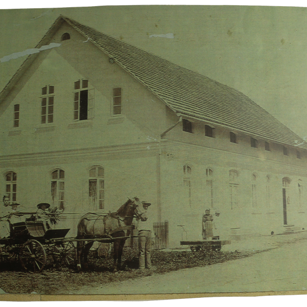 IMG_3597 - Casa do Aço, em 1881, funcionou como uma loja de ferragens e ferramentas, localizada na Rua do Príncipe.